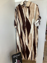 Load image into Gallery viewer, Brushstrokes Button Midi Dress