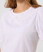 Load image into Gallery viewer, JoeBrowns Tilly Lace Collar Top