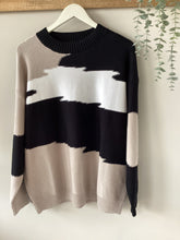 Load image into Gallery viewer, Peruzzi Colour Block Knit Jumper
