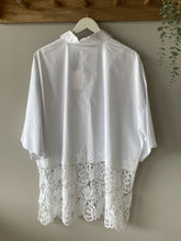 Load image into Gallery viewer, KAFFE Anaia Lace Bottom Shirt