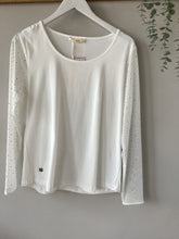 Load image into Gallery viewer, Malissa J Sparkle Sleeve Top
