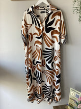 Load image into Gallery viewer, Sunset Breeze Abstract Dress / Tunic