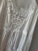 Load image into Gallery viewer, Broderie Anglaise Style Top/Dress