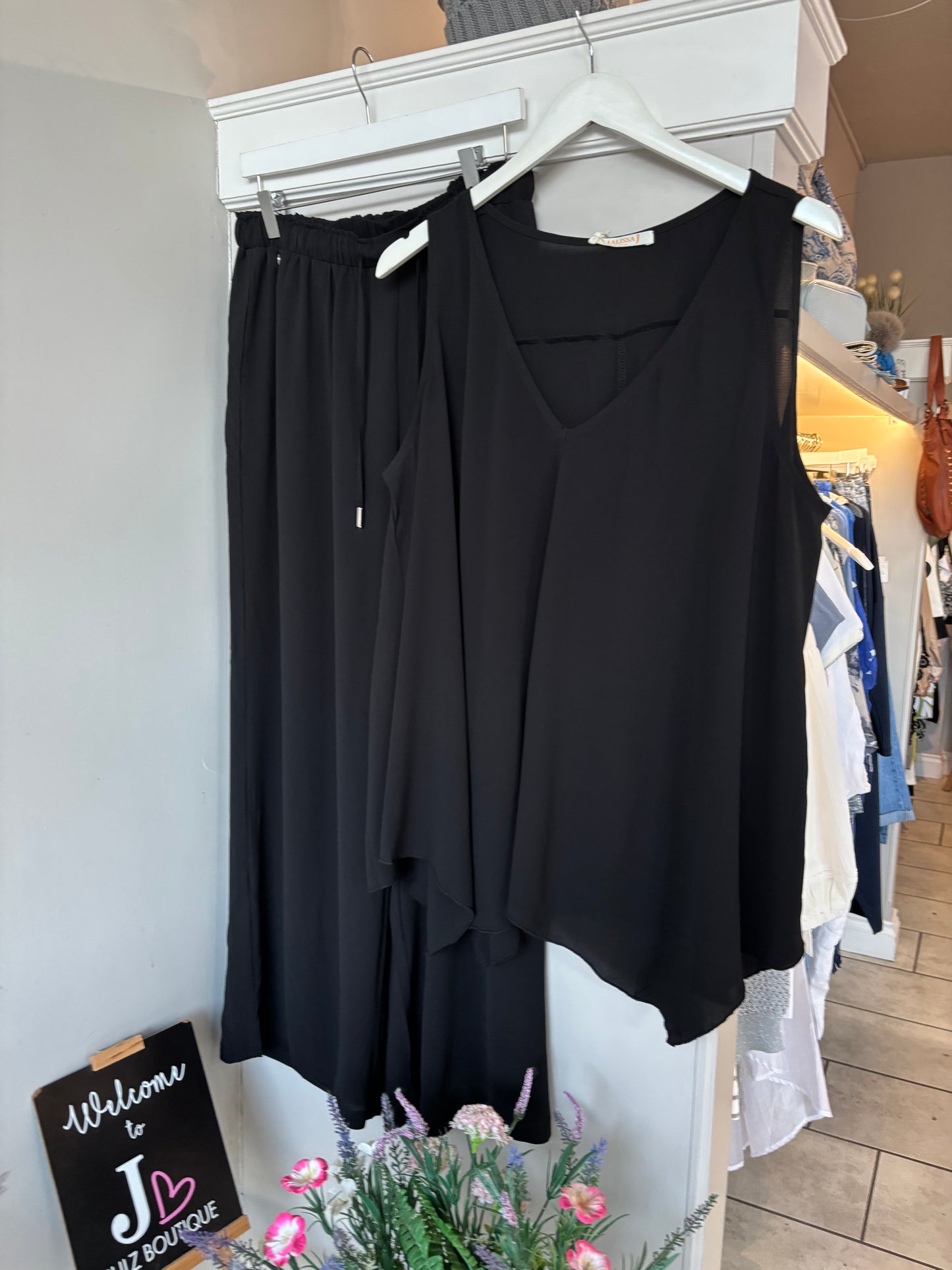 Malissa J - Wide Leg Trousers