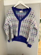 Load image into Gallery viewer, Star Knit Cardigan