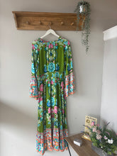 Load image into Gallery viewer, JoeBrowns Summer Carnival Dress