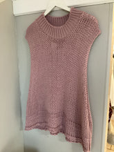 Load image into Gallery viewer, Sleeveless Chunky Knit Tunic Top