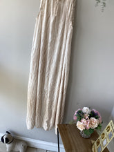 Load image into Gallery viewer, Seashell Breeze Maxi Dress
