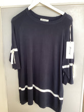 Load image into Gallery viewer, Short Sleeve Bow Top