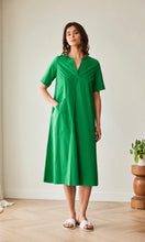 Load image into Gallery viewer, Peruzzi Long Pocket Dress Emerald