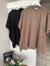 Load image into Gallery viewer, Alice Collins Karlie Cape