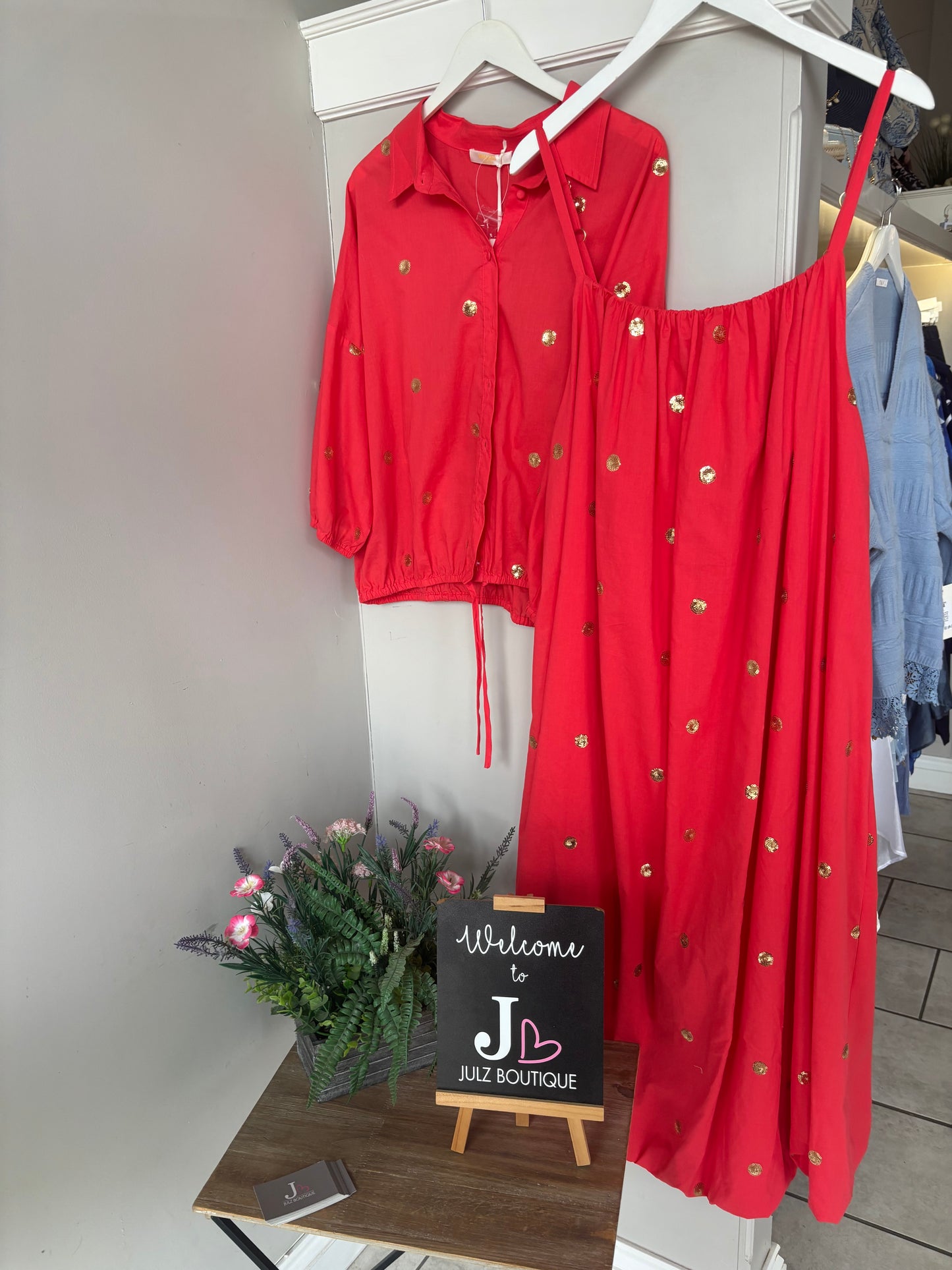 Malissa J - Bubble Maxi Dress