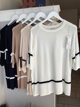 Load image into Gallery viewer, Short Sleeve Bow Top