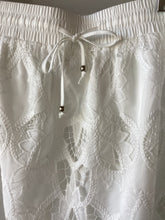 Load image into Gallery viewer, Malissa J Lace Scalloped Skirt