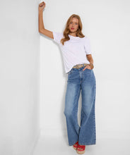 Load image into Gallery viewer, JoeBrowns Tilly Lace Collar Top