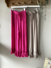 Load image into Gallery viewer, Malissa J Wide-Leg Ruffle Hem Palazzo Trousers