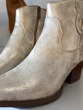 Load image into Gallery viewer, Findlay Gold Shimmer Cowboy Boot