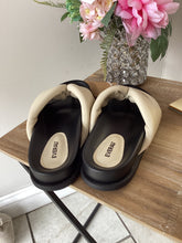 Load image into Gallery viewer, EverAU Australia Bubble Sandal