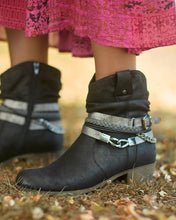 Load image into Gallery viewer, JoeBrowns Lakeside Embellished Boots