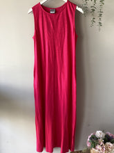 Load image into Gallery viewer, Sleeveless Maxi Dress