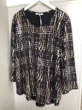 Load image into Gallery viewer, Malissa J Metallic Shimmer Top
