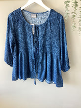 Load image into Gallery viewer, Lottie Elastic Tie Blouse
