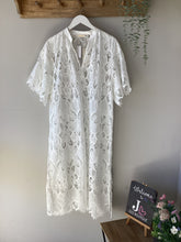 Load image into Gallery viewer, Malissa J Lace Scalloped Dress
