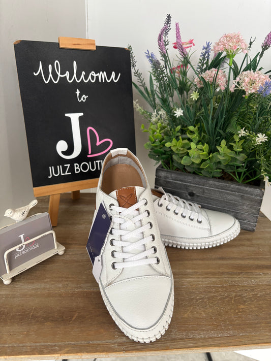 Lunar - Truffle Trainers (White)