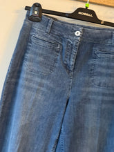 Load image into Gallery viewer, Robell Debby Full Length- Dark Wash
