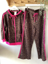 Load image into Gallery viewer, Malissa J Leopard Print Hoodie
