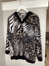 Load image into Gallery viewer, Malissa J Multi V Neck Top
