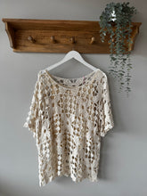 Load image into Gallery viewer, Crochet Style Top
