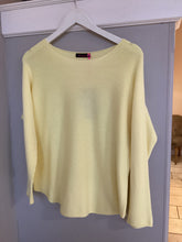 Load image into Gallery viewer, Soft Knit Long Sleeve Essential Jumper

