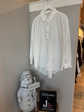Load image into Gallery viewer, Malissa J - White Sparkle Shirt
