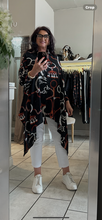 Load image into Gallery viewer, Malissa J Chain Dipped Hem Print Shirt
