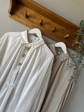 Load image into Gallery viewer, Beach Button Blouse
