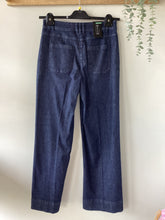 Load image into Gallery viewer, Robell Debby Relaxed Fit - Dark Wash Jeans
