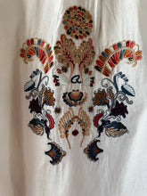 Load image into Gallery viewer, Linen Style Tunic Dress
