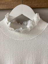 Load image into Gallery viewer, Frill Collar Short Sleeve Jumper
