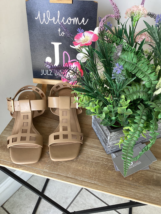 Keddo Kitten Heel Sandal