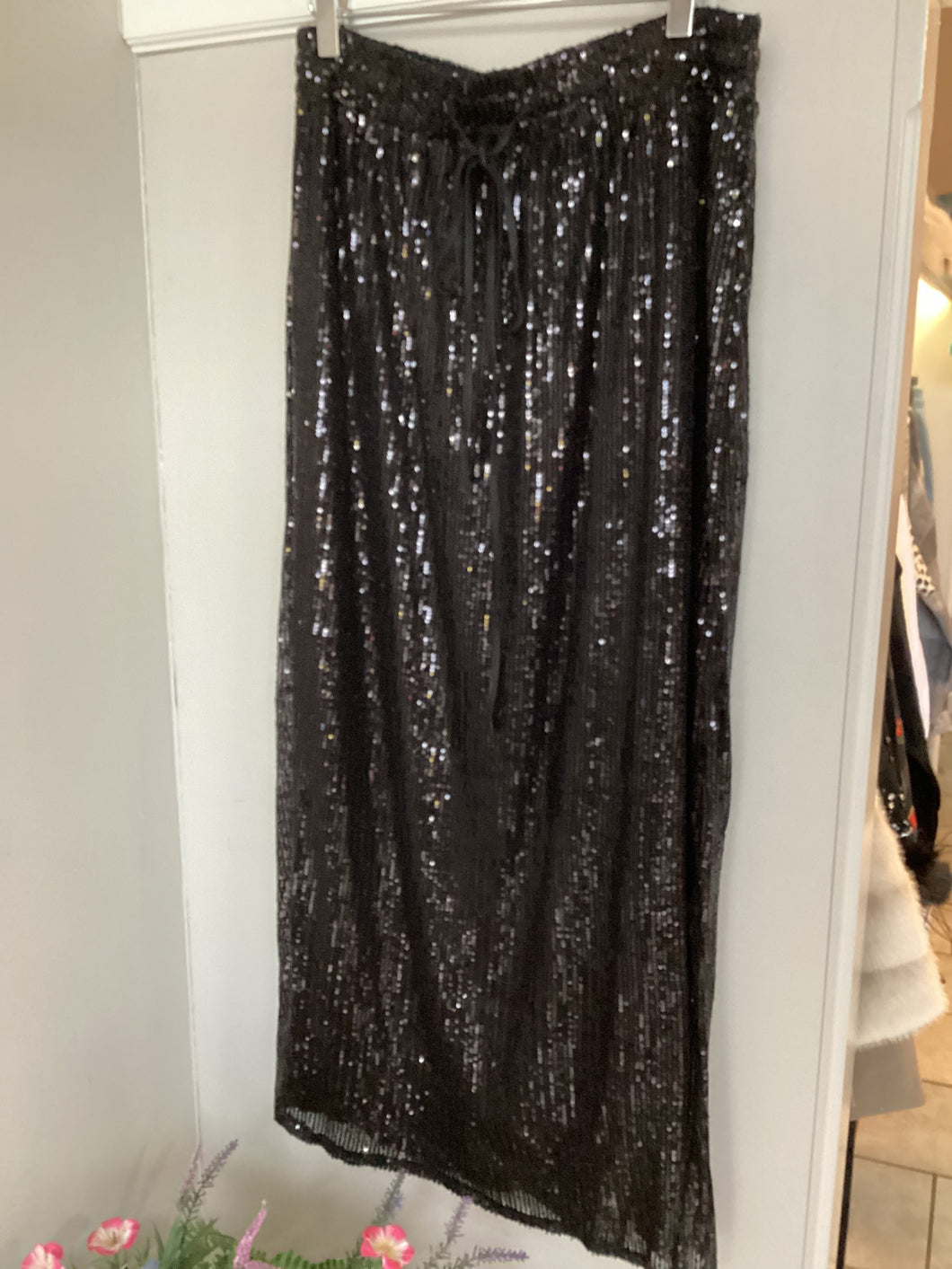 Malissa J Sequin Pencil Skirt