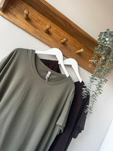 Load image into Gallery viewer, Asymmetrical Frilled Long Top
