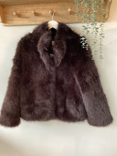 Load image into Gallery viewer, NOEN BROWN FAUX FUR JACKET
