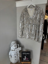 Load image into Gallery viewer, Sequin Shirt
