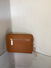 Load image into Gallery viewer, Elie Beaumont Purse
