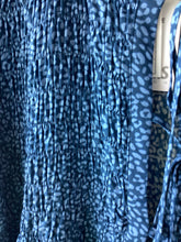 Load image into Gallery viewer, Lottie Elastic Tie Blouse
