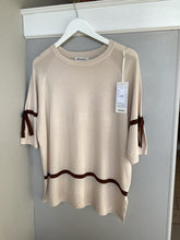 Load image into Gallery viewer, Short Sleeve Bow Top
