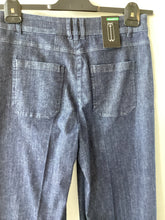 Load image into Gallery viewer, Robell Debby Relaxed Fit - Dark Wash Jeans
