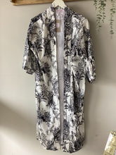 Load image into Gallery viewer, The Serendipity LONG 100% Natural Cotton Black/White Crane Natural Kimono
