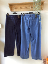 Load image into Gallery viewer, Robell Debby Full Length - Relaxed Fit
